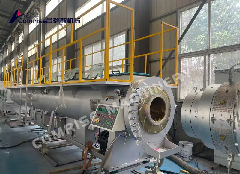 Completa con éxito la prueba en fábrica de una línea de extrusión de tubos de PE de gran diámetro (200–500 mm)