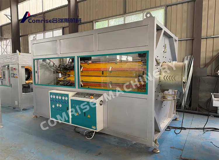 La línea de producción de tubos de PE de 200-450 mm ha sido probada con éxito y enviada a clientes de Medio Oriente