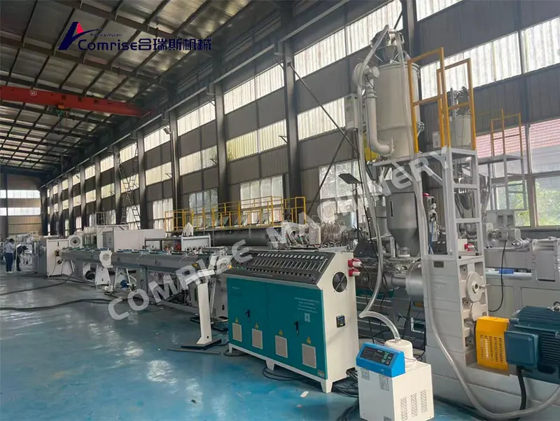 Prueba exitosa: la máquina de tubos PPR de 3 capas ABA pasa con gran éxito: el diseño de doble propósito también maneja la producción de tubos de PE